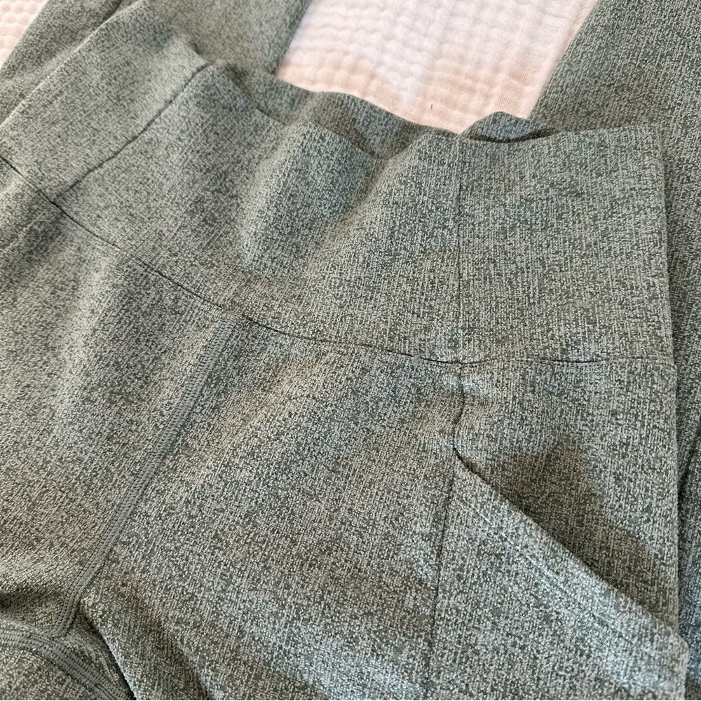 REI Active Pursuits Co Op  7/8 Textured Leggings small - Picture 4 of 6